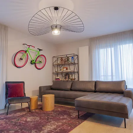 Shades Of Grey 124 - Cloud9 - Pipera - Floreasca - Barbu Vacarescu Area