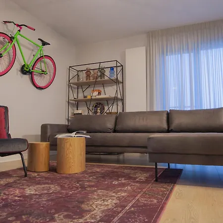 Shades Of Grey 124 - Cloud9 - Pipera - Floreasca - Barbu Vacarescu Area *