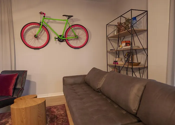 Shades Of Grey 124 - Cloud9 - Pipera - Floreasca - Barbu Vacarescu Area *