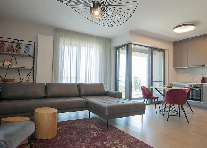Shades Of Grey 124 - Cloud9 - Pipera - Floreasca - Barbu Vacarescu Area Bucarest