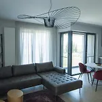 Shades Of Grey 124 - Cloud9 - Pipera - Floreasca - Barbu Vacarescu Area Appartement *